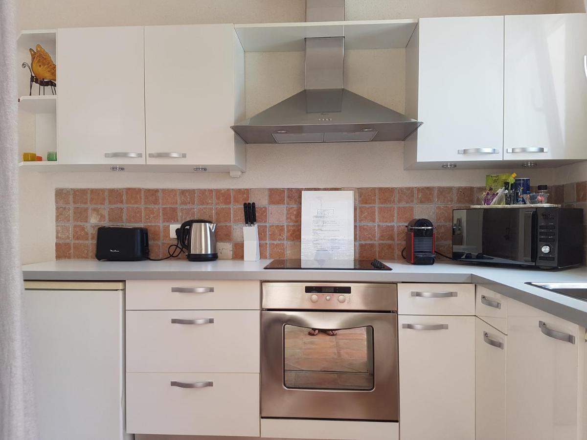 Studio Independant A La Villa Garlaban 3 Etoiles Gémenos المظهر الخارجي الصورة